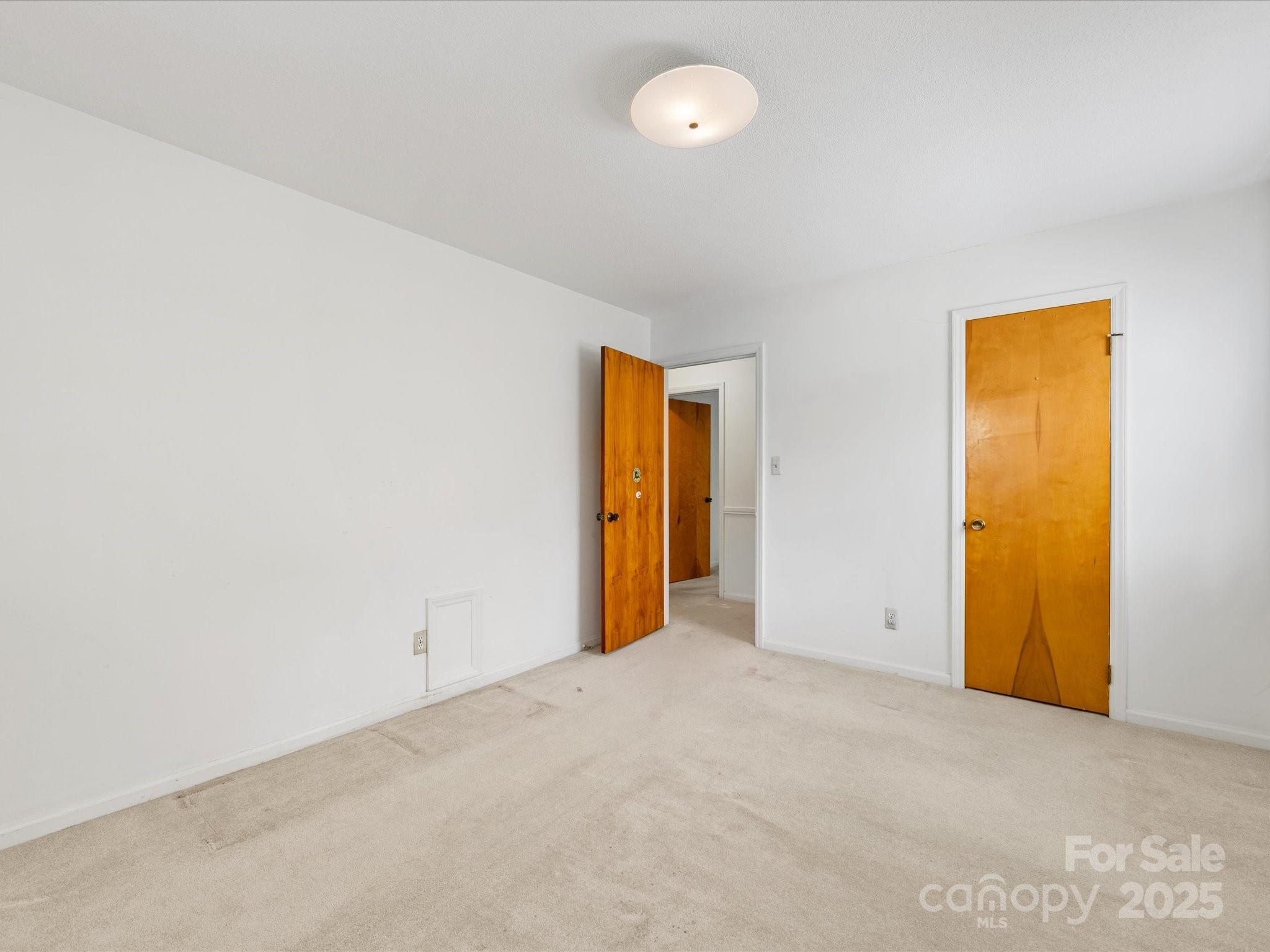 512 Holiday Road Gastonia, NC 28054 - Photo 32 of 42 Gallery Image 32