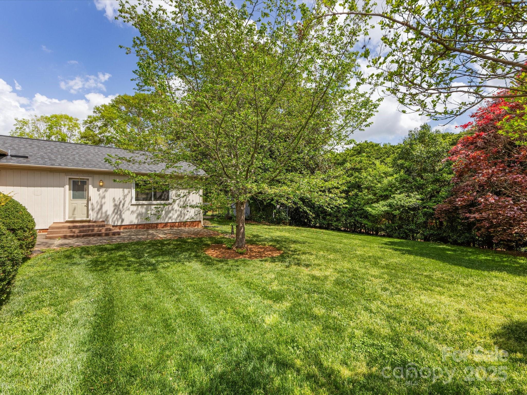 512 Holiday Road Gastonia, NC 28054 - Photo 38 of 42 Gallery Image 38