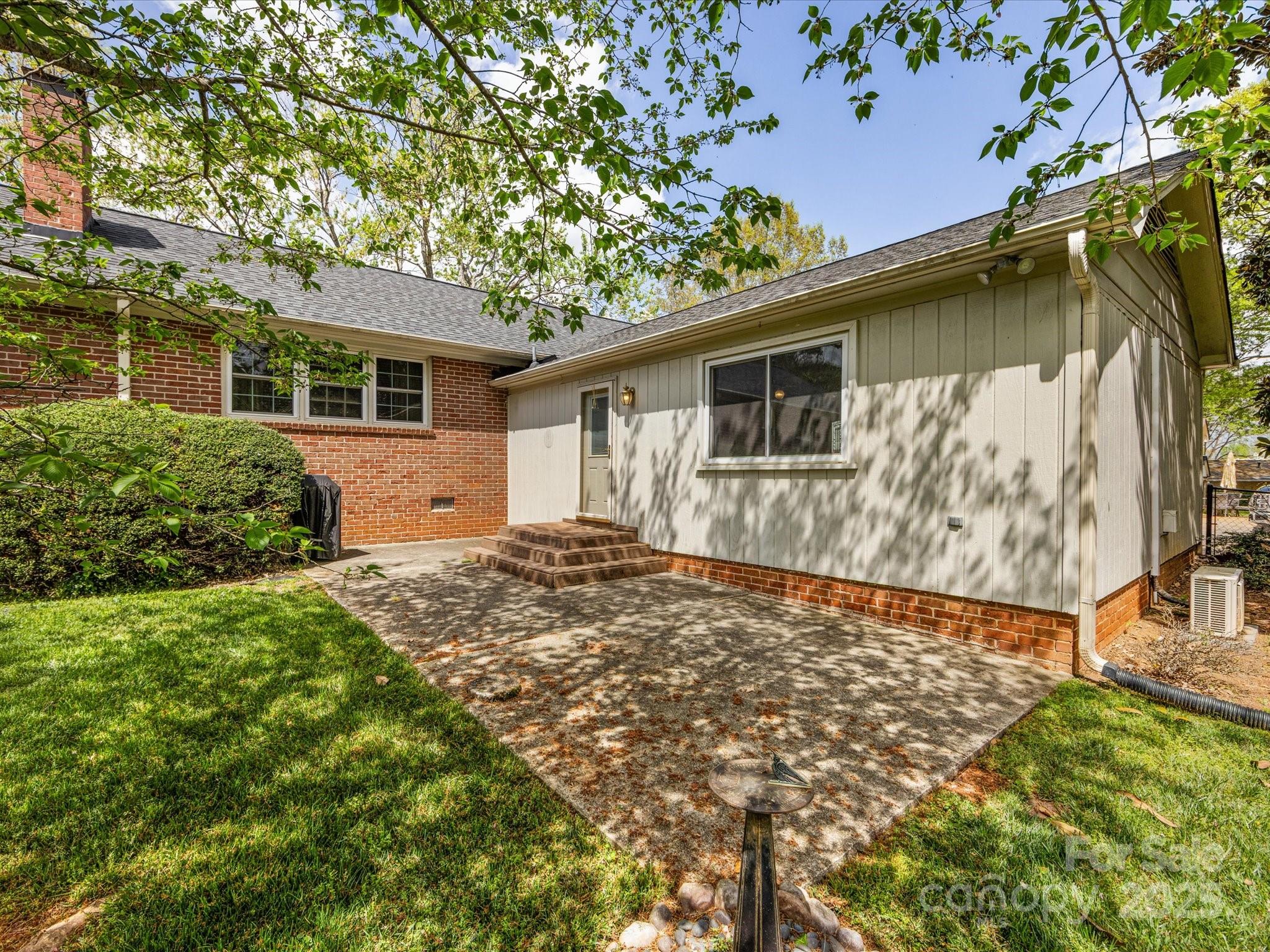 512 Holiday Road Gastonia, NC 28054 - Photo 39 of 42 Gallery Image 39