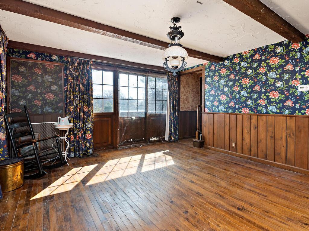Gallery Image 6