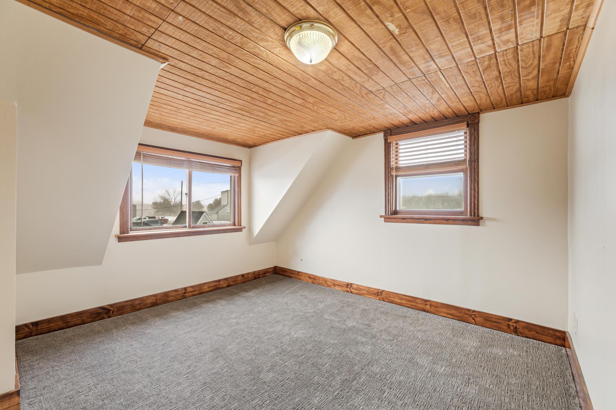 209 South Oak Street Mabel, MN 55954 - Photo 19 of 35