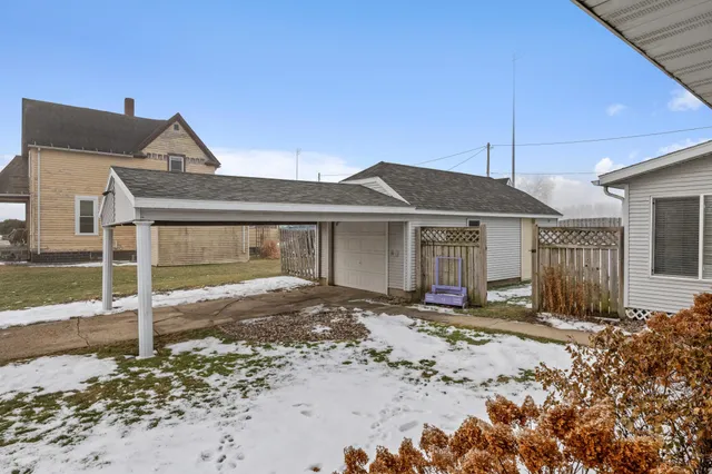 $210,000 | 209 South Oak Street, Mabel, MN 55954