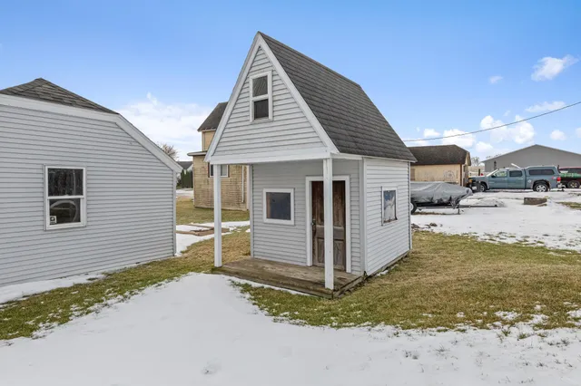 $210,000 | 209 South Oak Street, Mabel, MN 55954