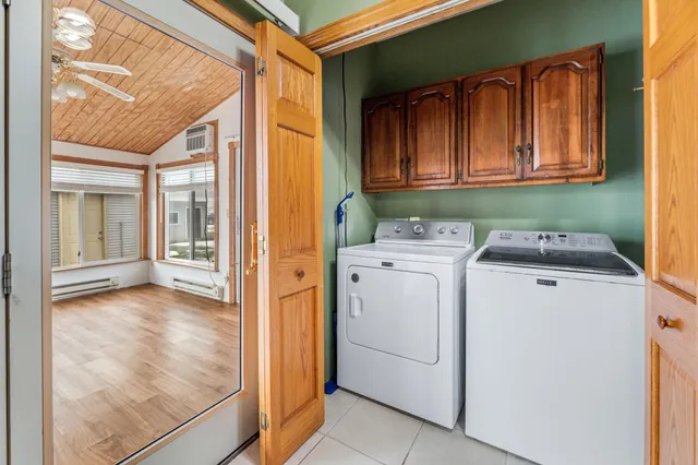 $210,000 | 209 South Oak Street, Mabel, MN 55954