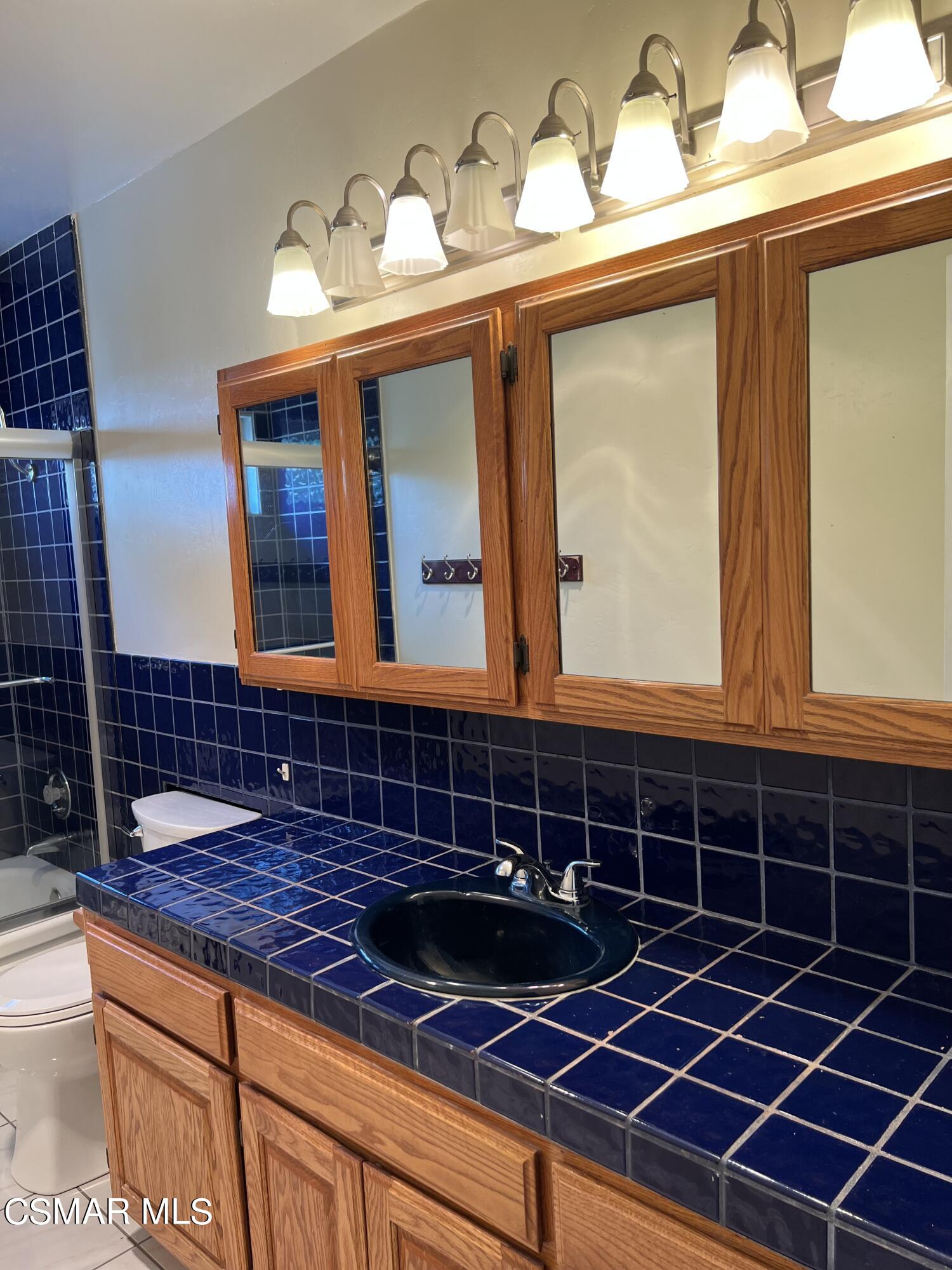 3546 Royal Avenue Simi Valley, CA 93063 - Photo 18 of 26