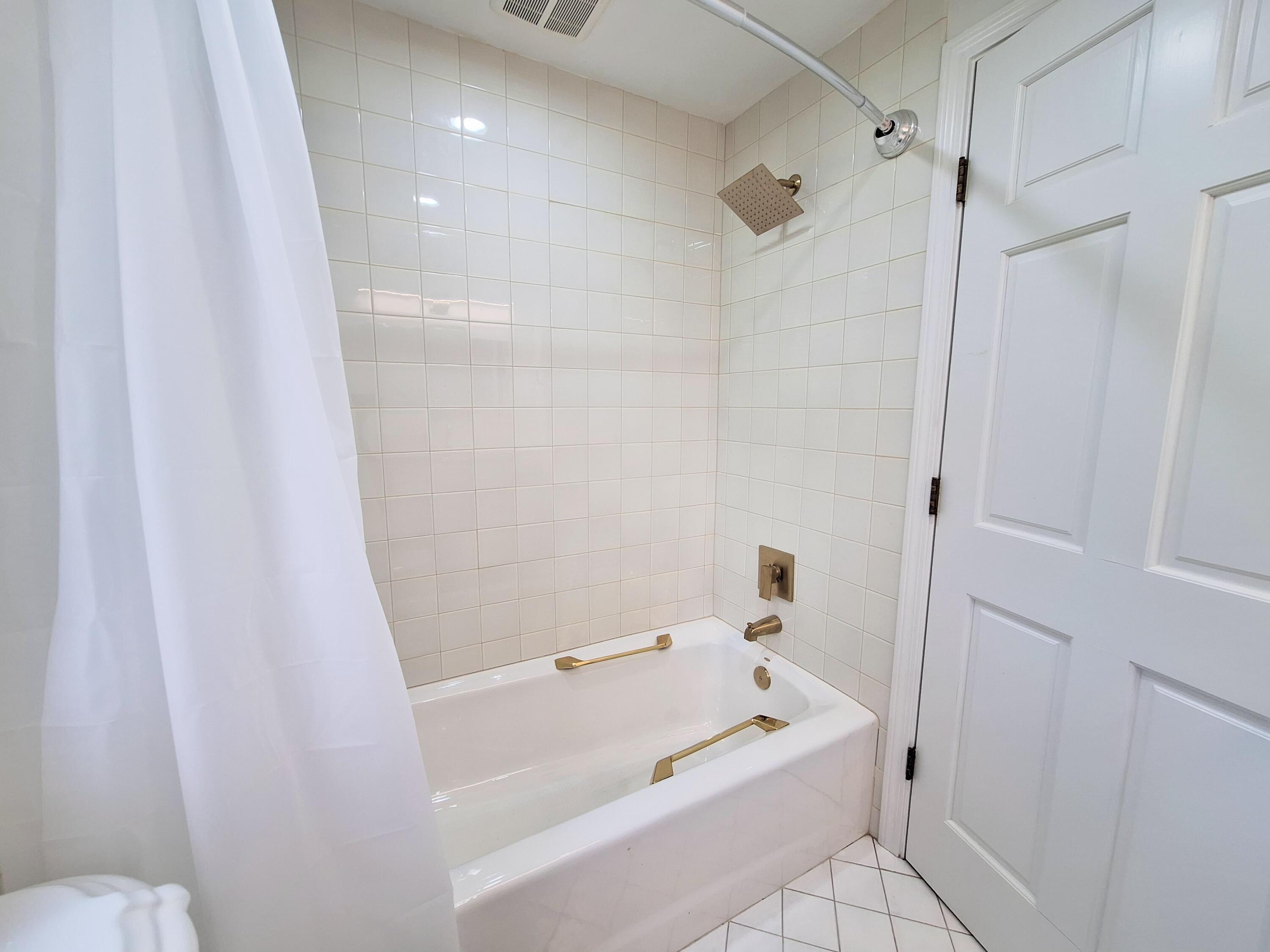 58 Back Shore Road Castine, ME 04421 - Photo 36 of 66 20240925_150814