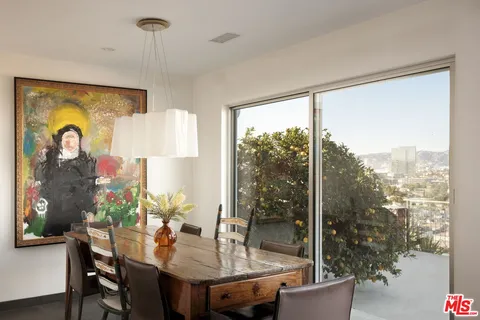 $2,650,000 | 5667 Aladdin Street, Los Angeles, CA 90008