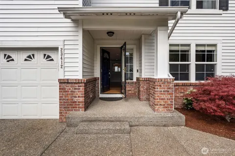 $975,000 | 23412 Southeast 260th Court, Maple Valley, WA 98038