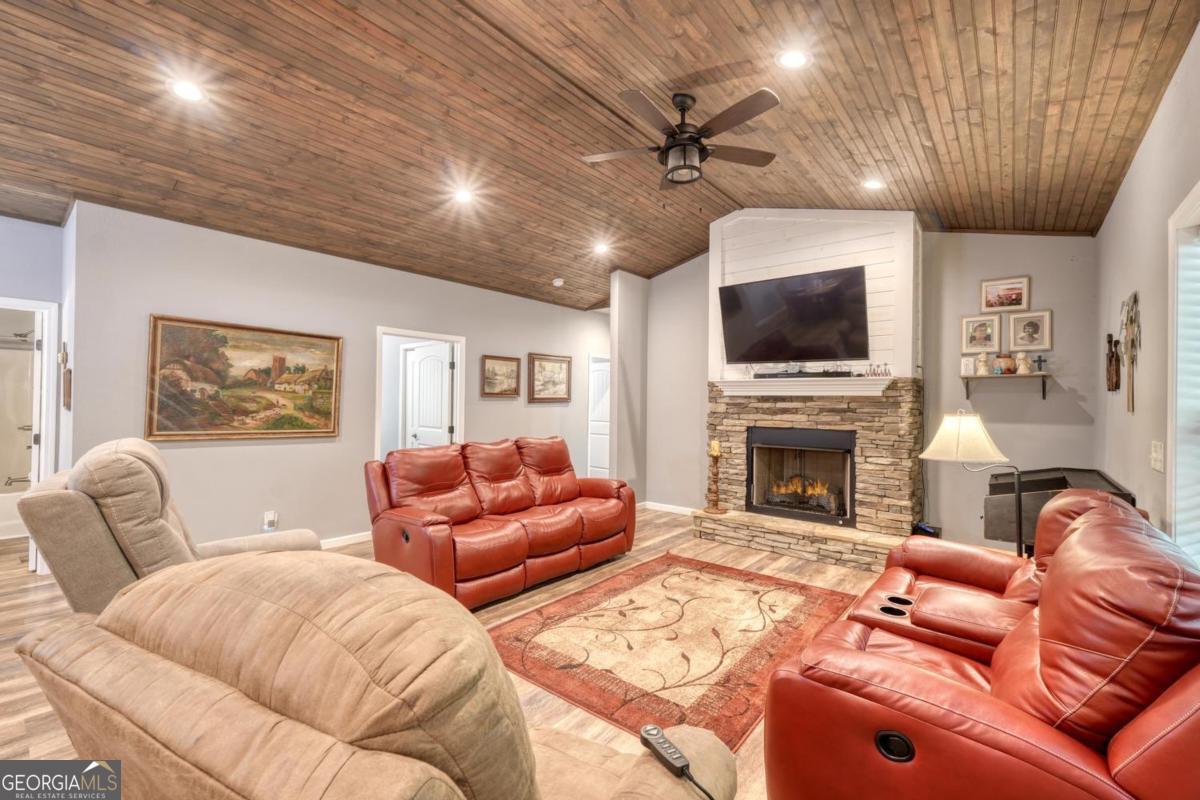 110 Hampton Road Morganton, GA 30560 - Photo 5 of 28