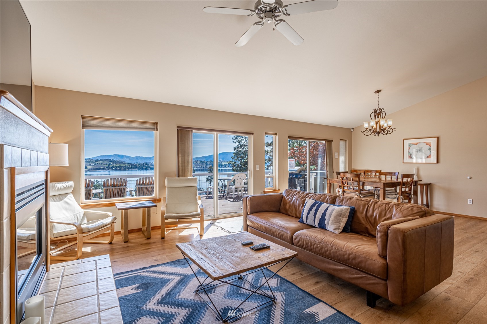 15005 South Lakeshore Road Chelan, WA 98816 - Photo 15 of 34 Gallery Image 15