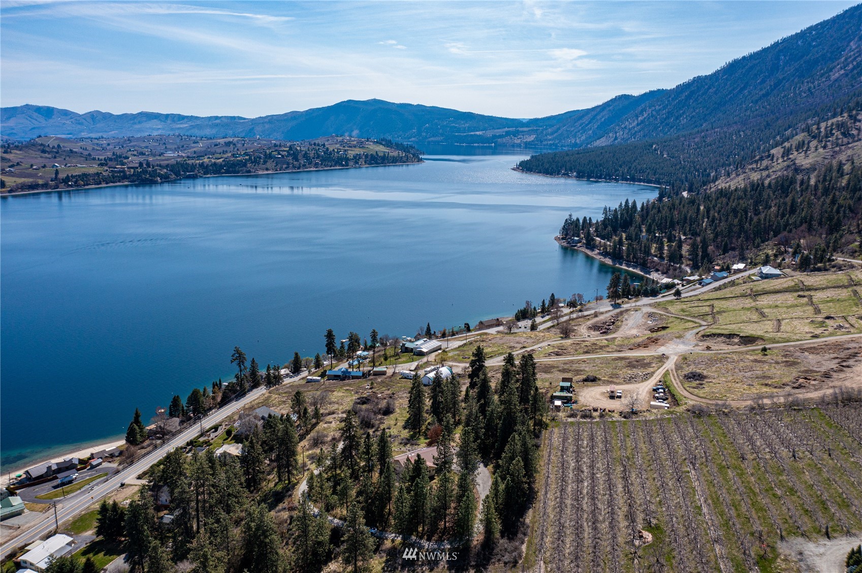 15005 South Lakeshore Road Chelan, WA 98816 - Photo 5 of 34 Gallery Image 5