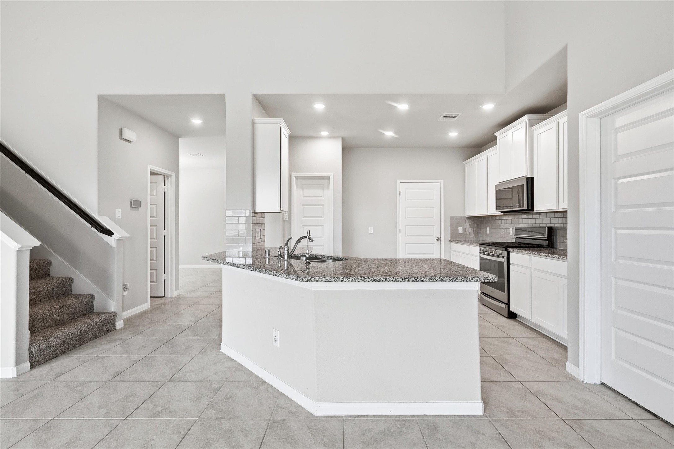 2413 Olancha Drive Rosharon, TX 77583 - Photo 13 of 41 Another view from the breakfast area