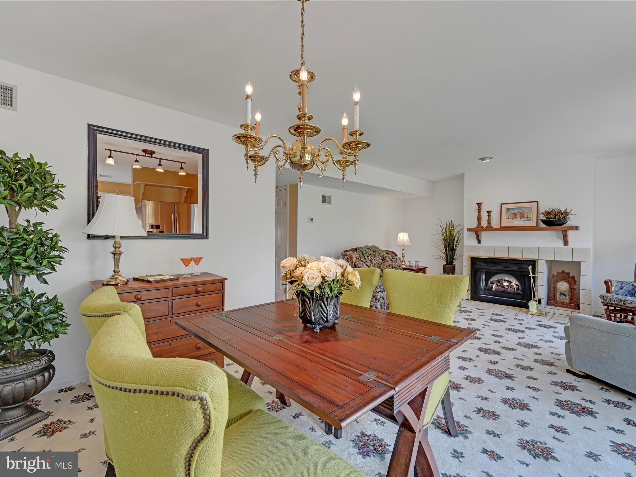 17 Spring Walk Court Lancaster, PA 17601 - Photo 15 of 26 Dining Room