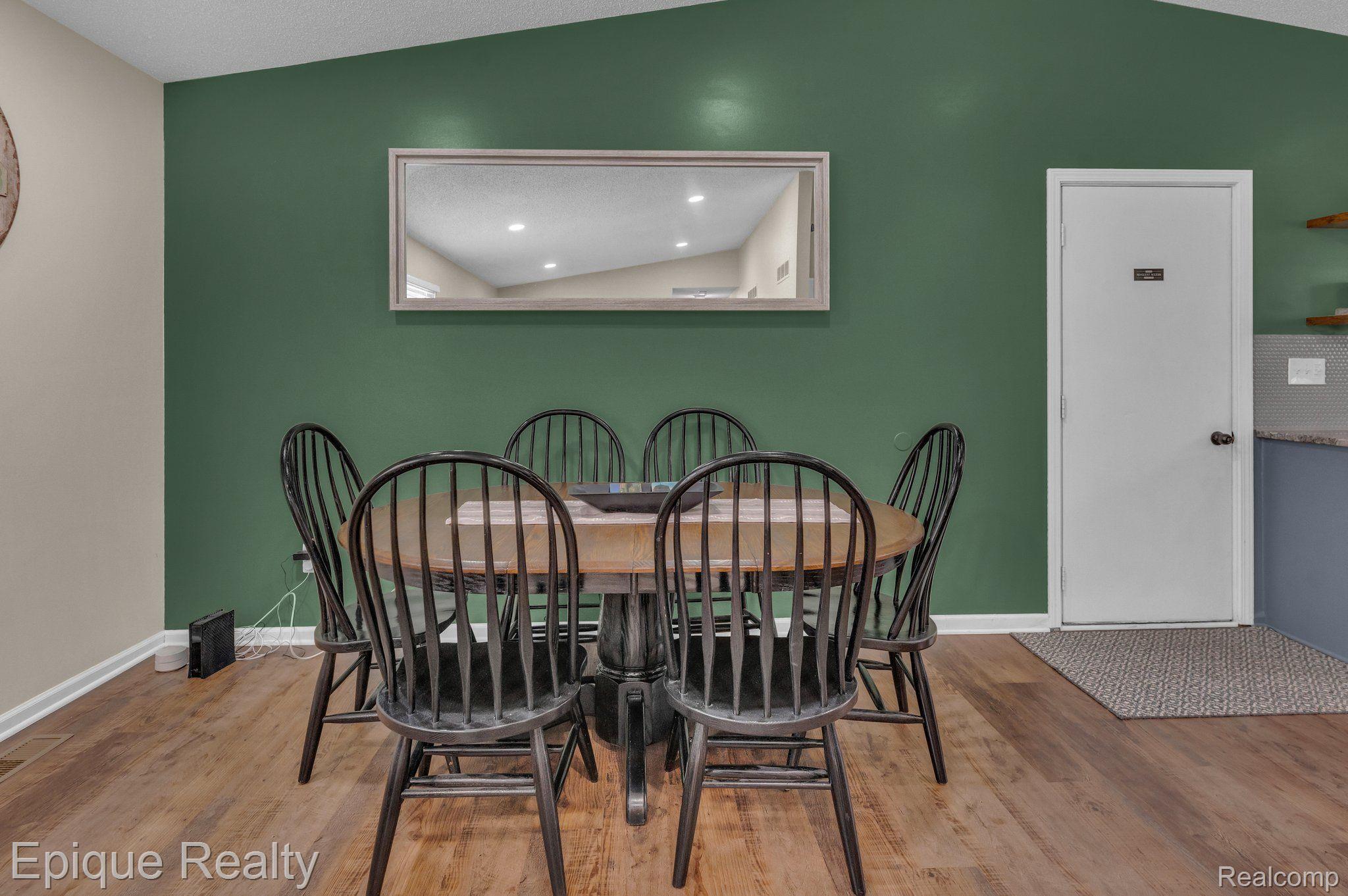 335 Delaware Road Whitmore Lake, MI 48189 - Photo 13 of 31 Gallery Image 13