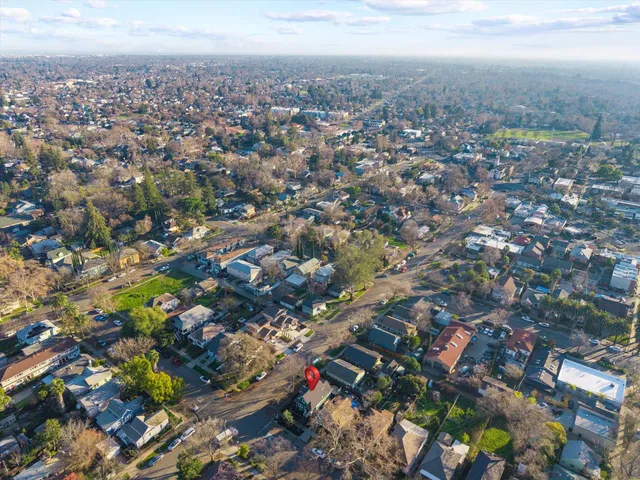 $685,000 | 3560 1st Avenue, Sacramento, CA 95817