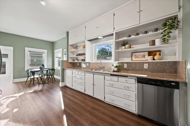 $685,000 | 3560 1st Avenue, Sacramento, CA 95817