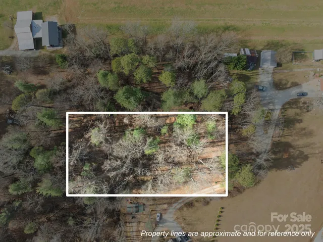 a view of outdoor space