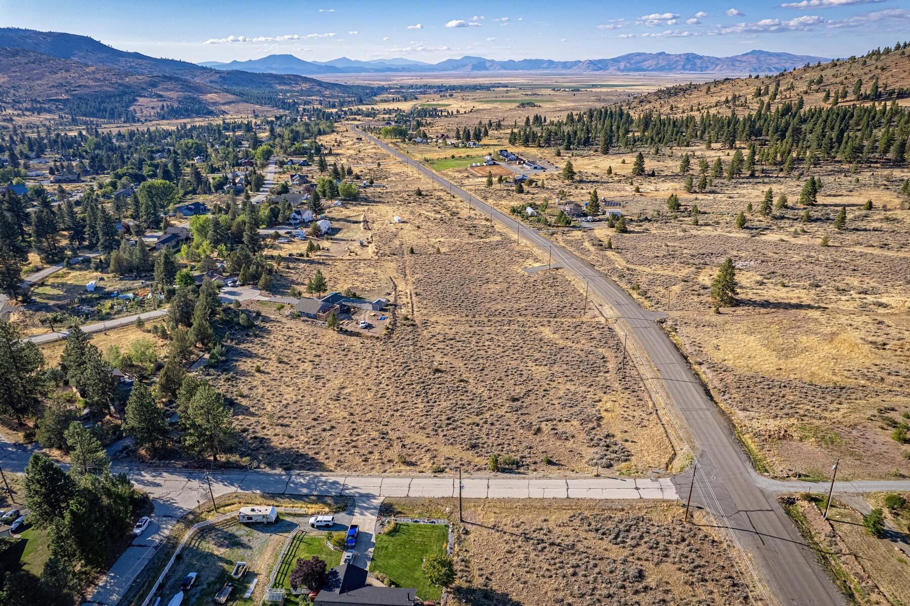 171 Smithneck Road Loyalton, CA 96118 - Photo 12 of 24 a view of a city