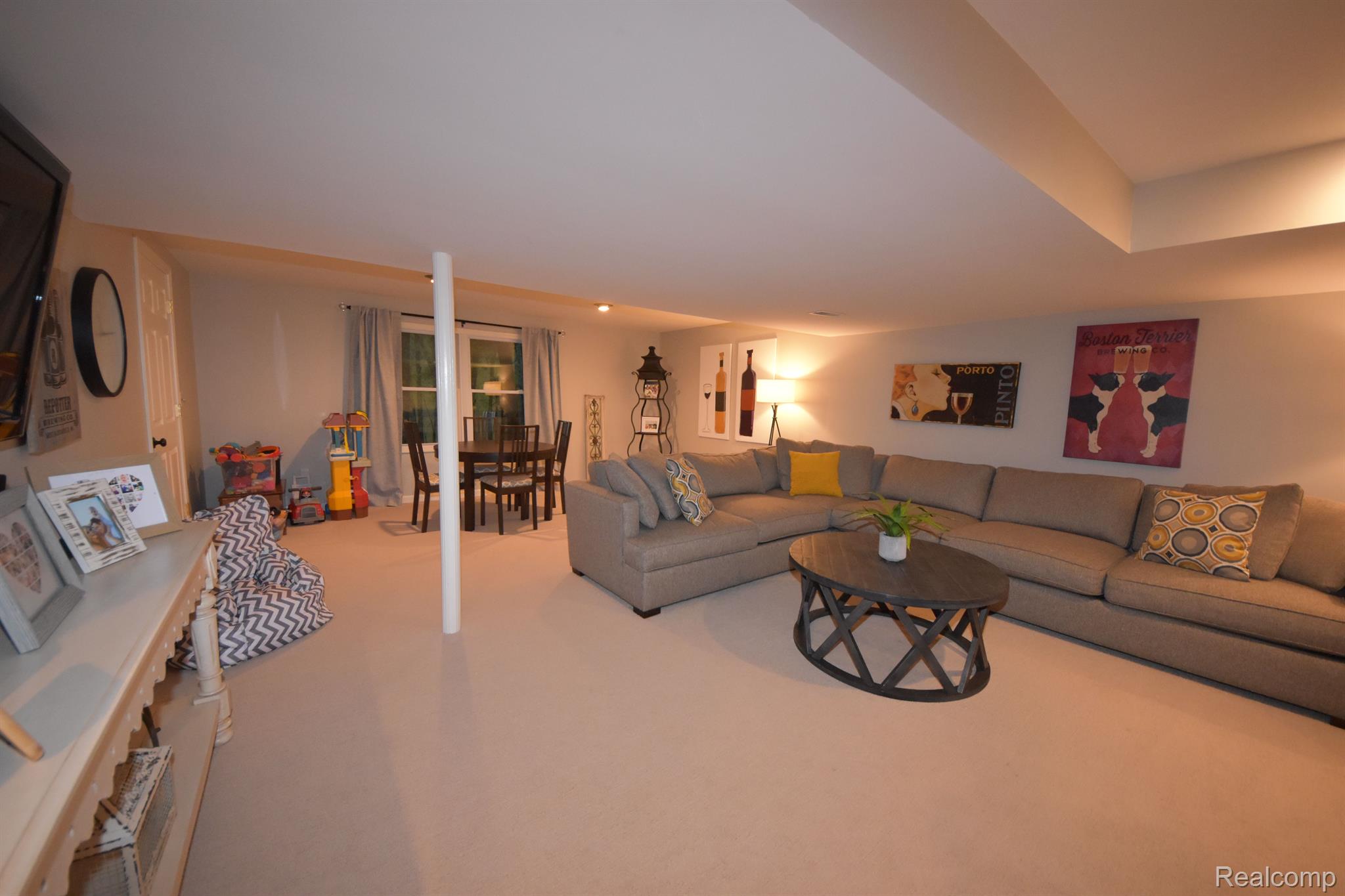 1703 Cardinal Ridge Court West Bloomfield, MI 48324 - Photo 35 of 48