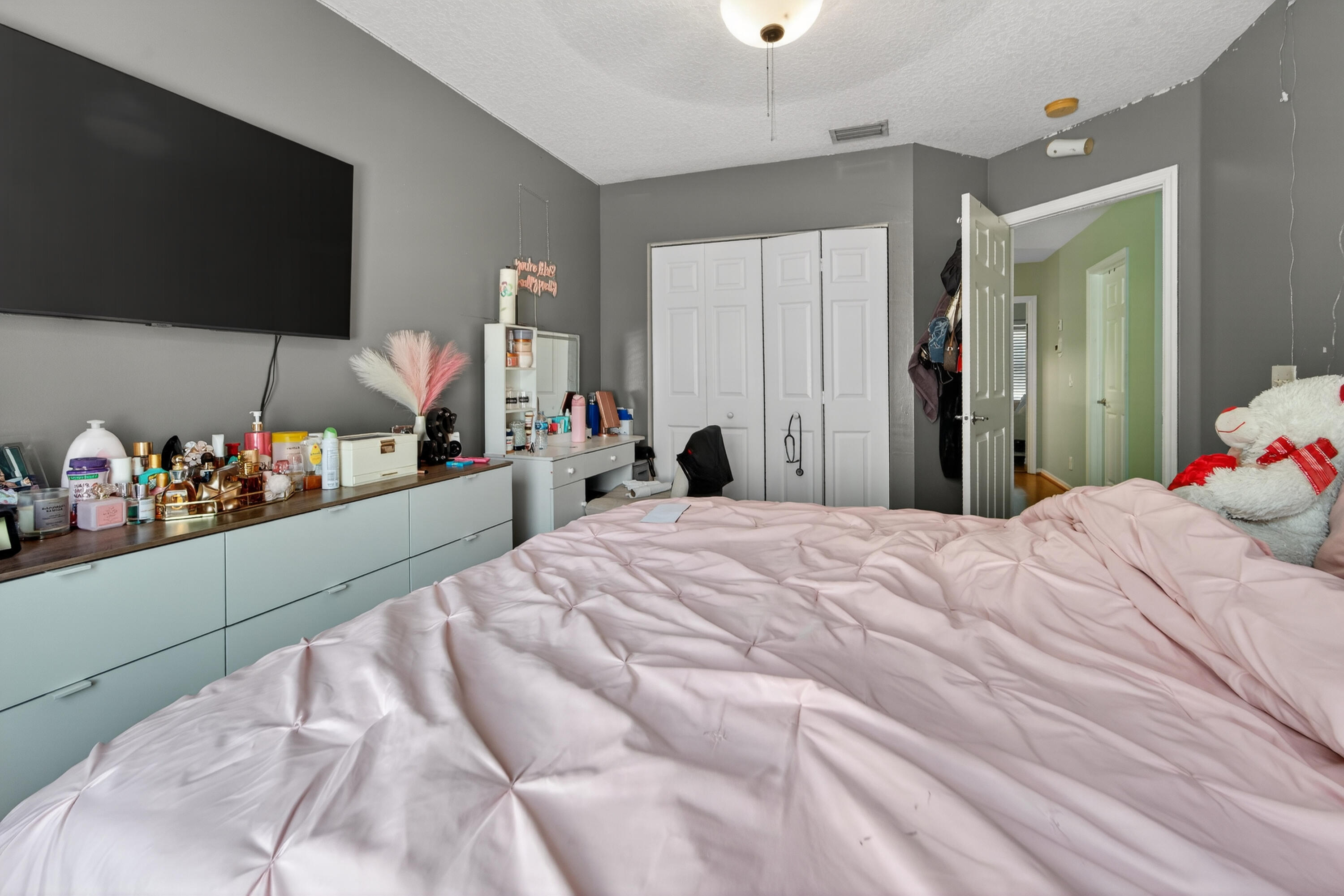 162 Baldwin Boulevard Greenacres, FL 33463 - Photo 12 of 34 162BaldwinBlvdGreenacres_11