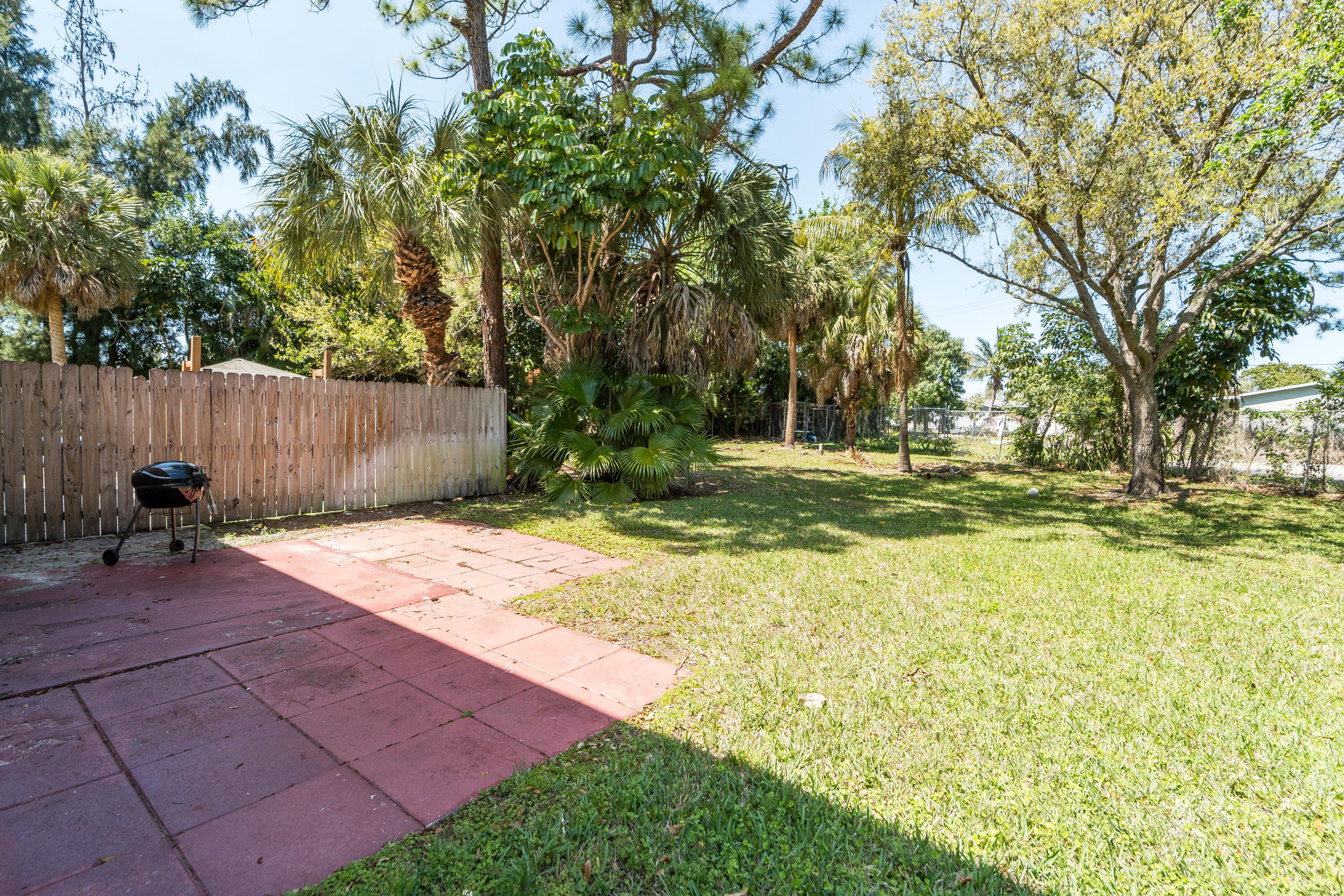 162 Baldwin Boulevard Greenacres, FL 33463 - Photo 29 of 34 162Baldwino-8