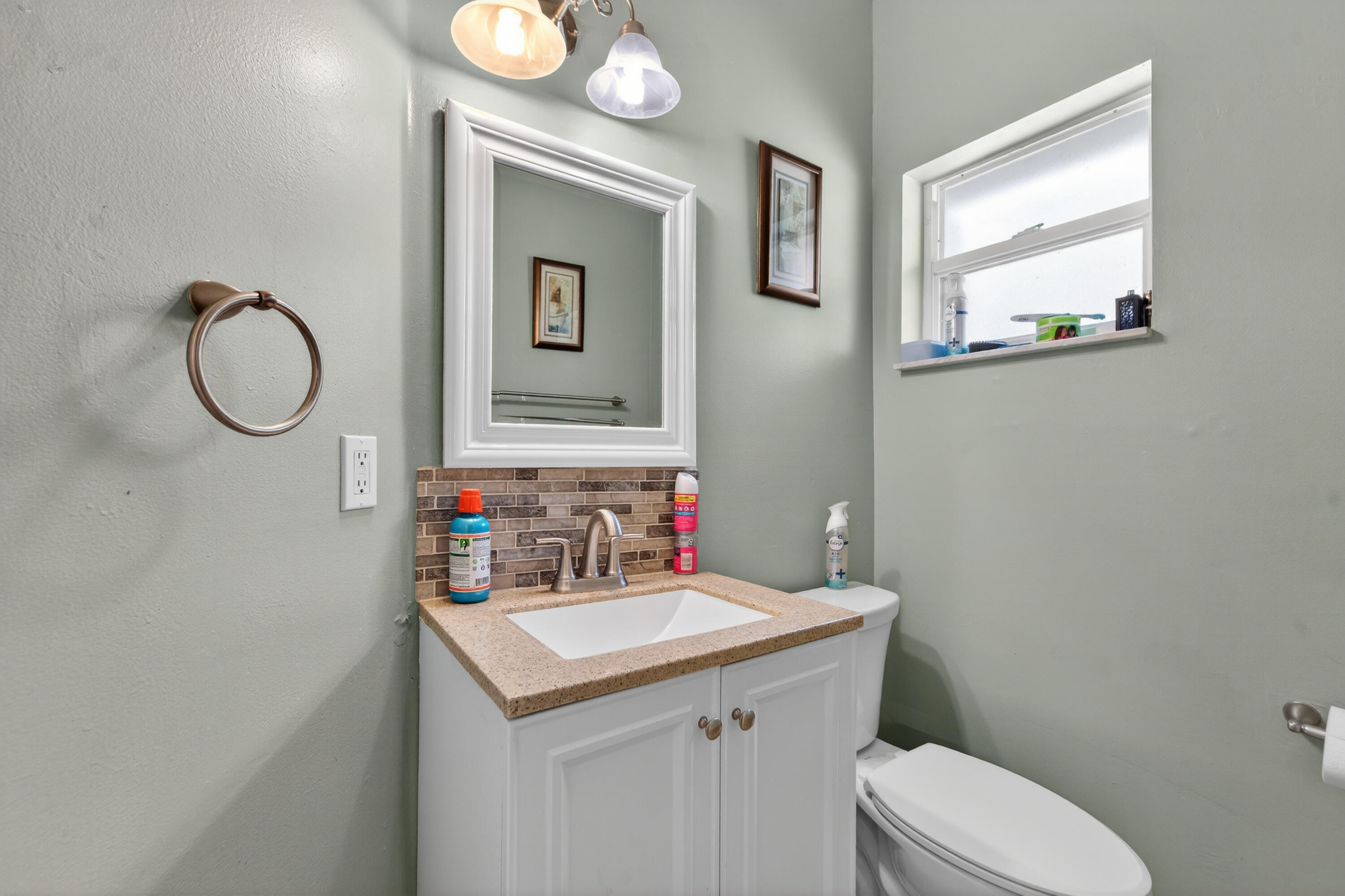 162 Baldwin Boulevard Greenacres, FL 33463 - Photo 9 of 34 162BaldwinBlvdGreenacres_07