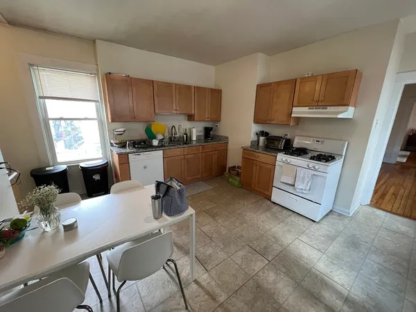 $4,555 | 14 Stickney Avenue, Unit 2, Somerville, MA 02145