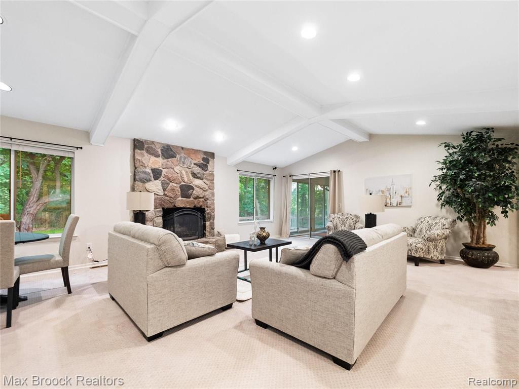4899 Wye Oak Road Bloomfield Hills, MI 48301 - Photo 9 of 23