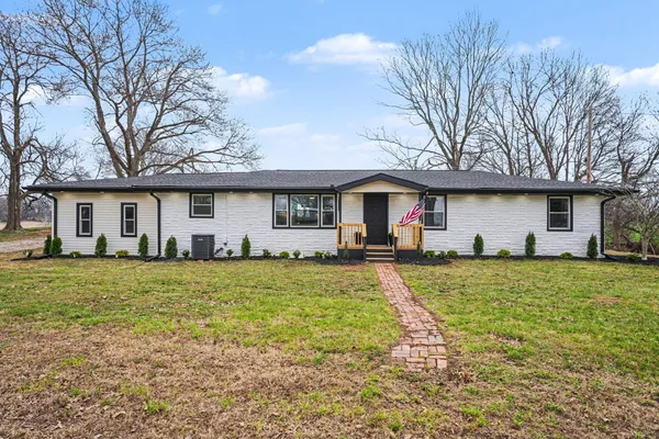 $340,000 | 5963 Wayman Dunn Road, Springfield, TN 37172