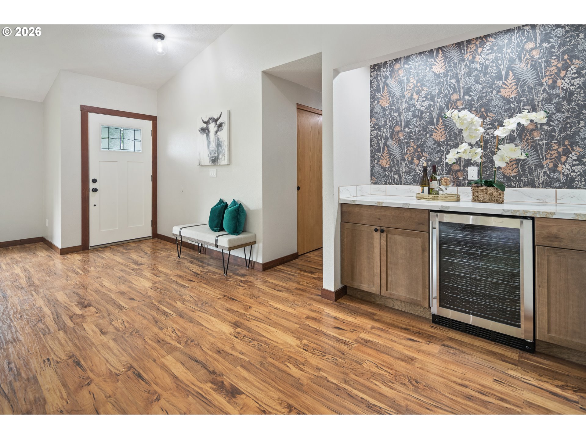 650 Marvin Road Tillamook, OR 97141 - Photo 6 of 48 Entrance/Foyer