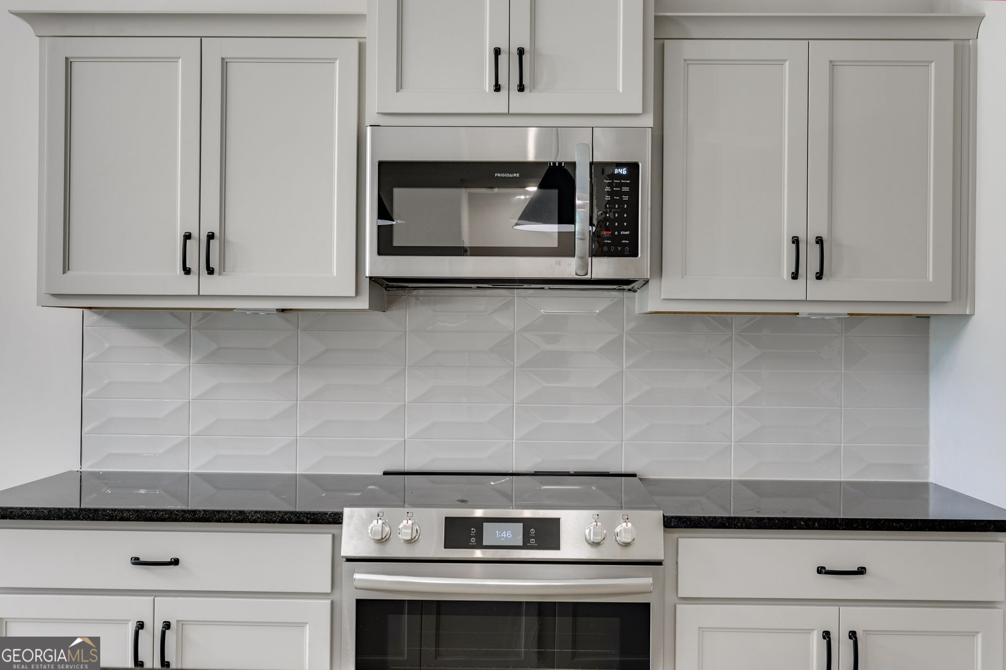 10 Avery Road Roopville, GA 30170 - Photo 20 of 46 a stove top oven sitting inside of a kitchen
