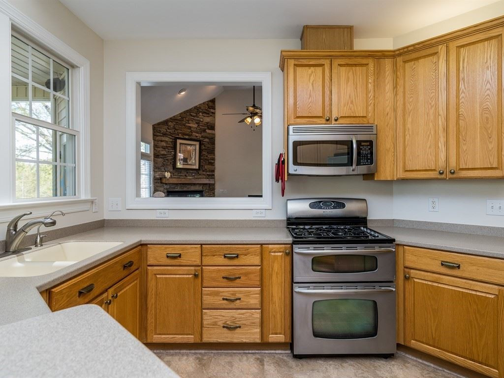 307 Challenge Road Raleigh, NC 27603 - Photo 10 of 30 Photo 10