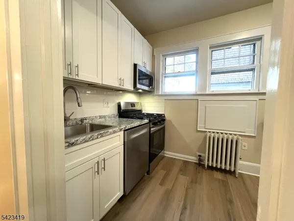 $3,350 | 185 Broad Street, Unit 1, Bloomfield, NJ 07003
