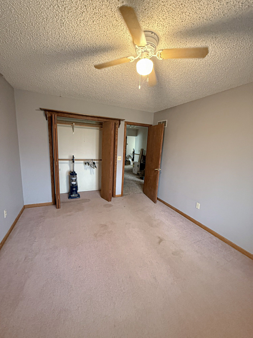 1599 East 2700 North Road Clifton, IL 60927 - Photo 20 of 26 a view of empty room