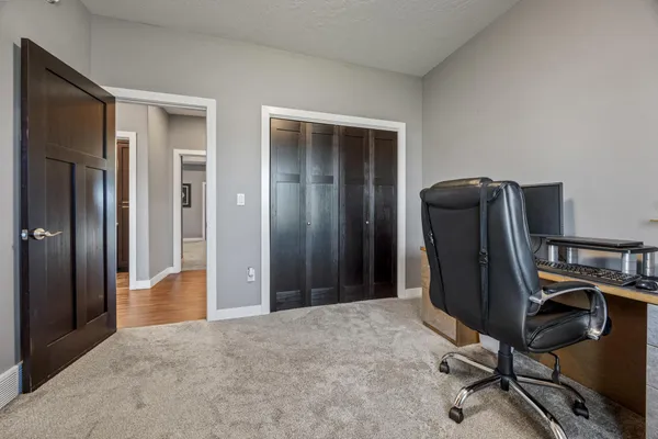 $734,900 | 5932 Autumn Drive South, Fargo, ND 58104