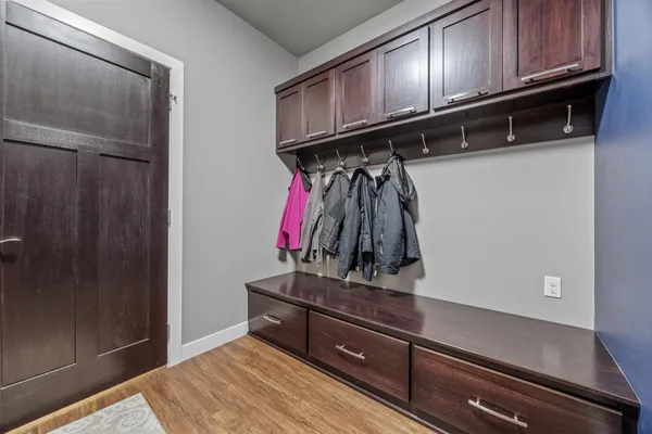 $734,900 | 5932 Autumn Drive South, Fargo, ND 58104