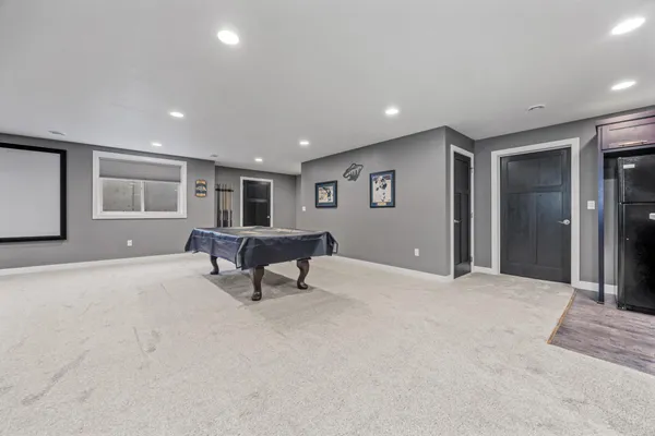 $734,900 | 5932 Autumn Drive South, Fargo, ND 58104