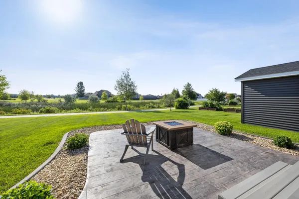 $734,900 | 5932 Autumn Drive South, Fargo, ND 58104