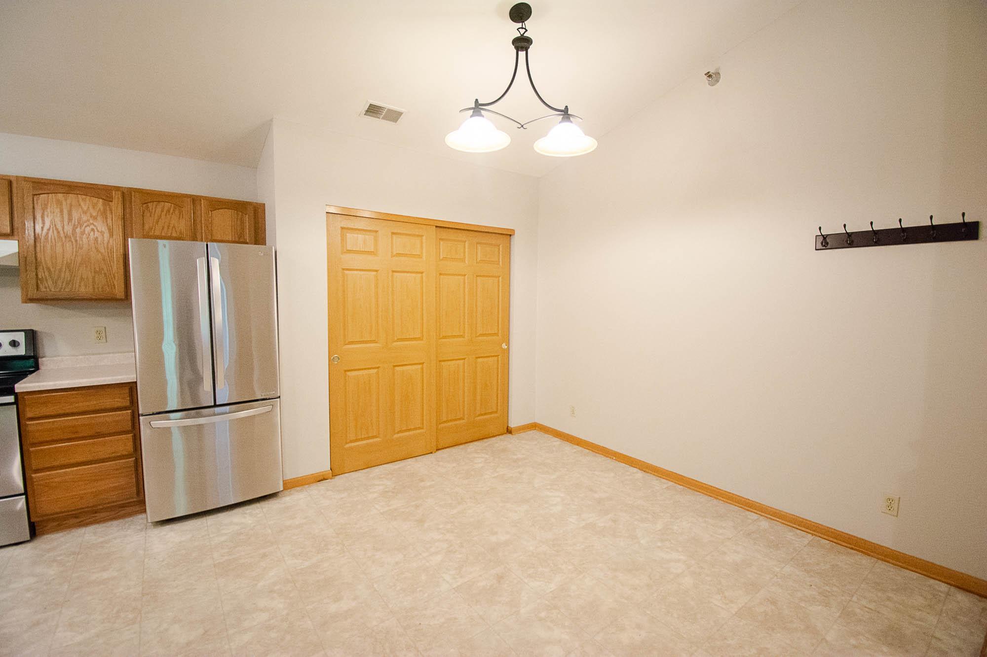 1876 Deerhaven Lane Northeast, Unit 2 Rochester, MN 55906 - Photo 2 of 20