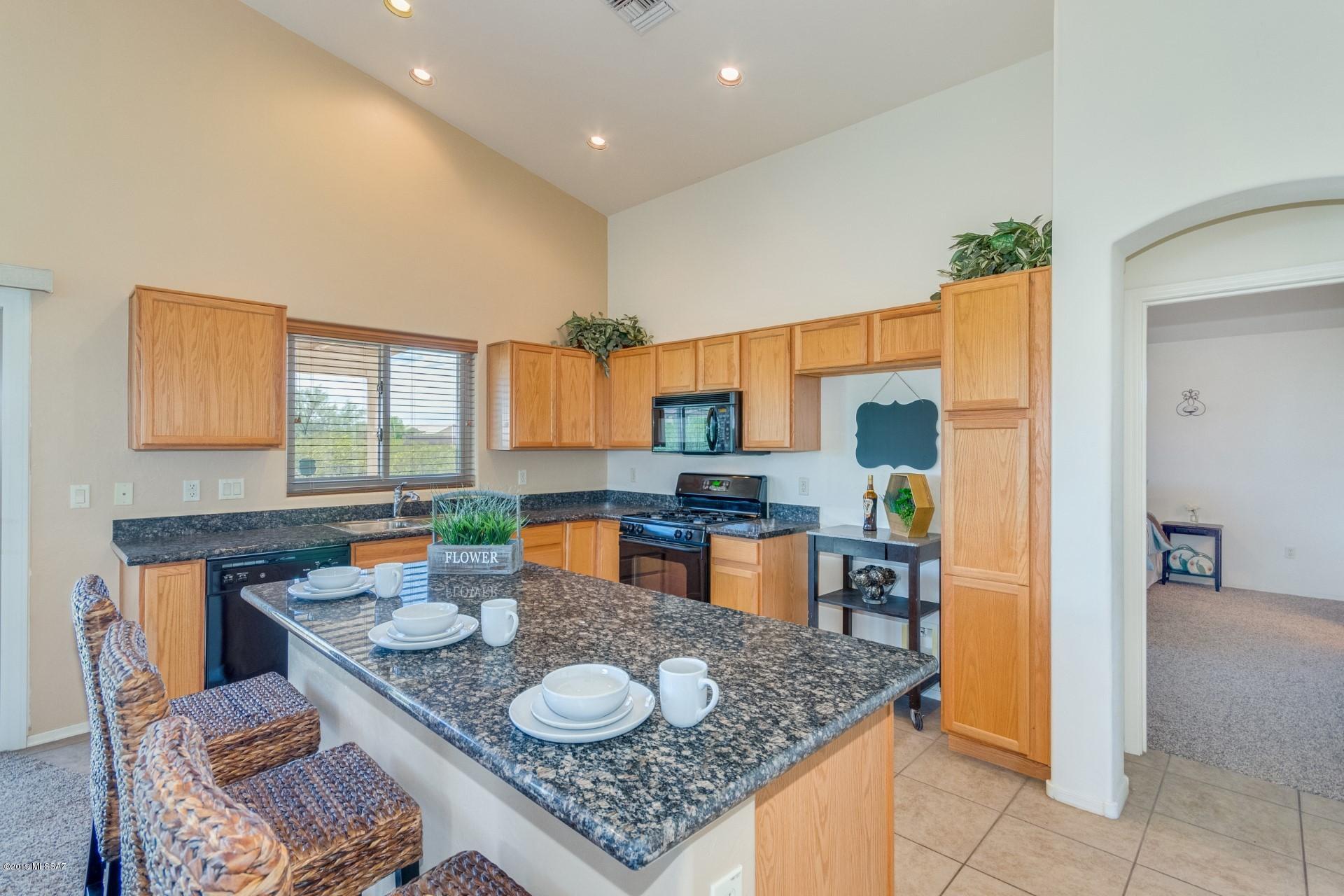13610 East Mooncloud Way Vail, AZ 85641 - Photo 9 of 21