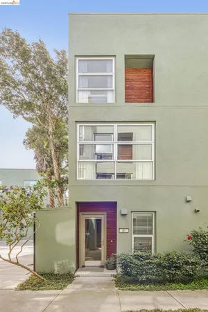$749,000 | 61 Glashaus Loop, Emeryville, CA 94608