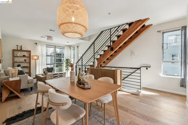 $749,000 | 61 Glashaus Loop, Emeryville, CA 94608