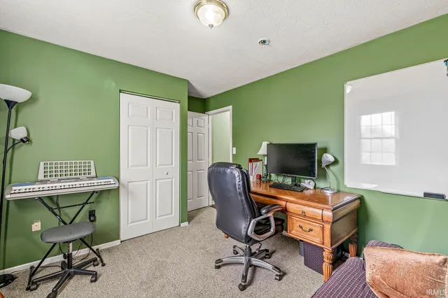 $159,900 | 1911 South Ironwood Drive, South Bend, IN 46613