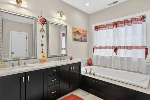 $1,650,000 | 139 Oak Trail, Bolton, MA 01740