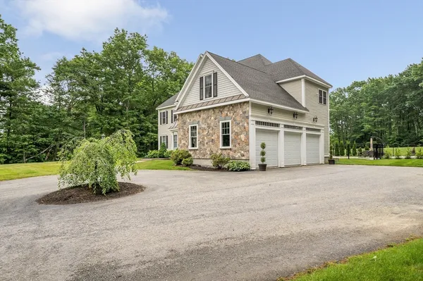 $1,650,000 | 139 Oak Trail, Bolton, MA 01740