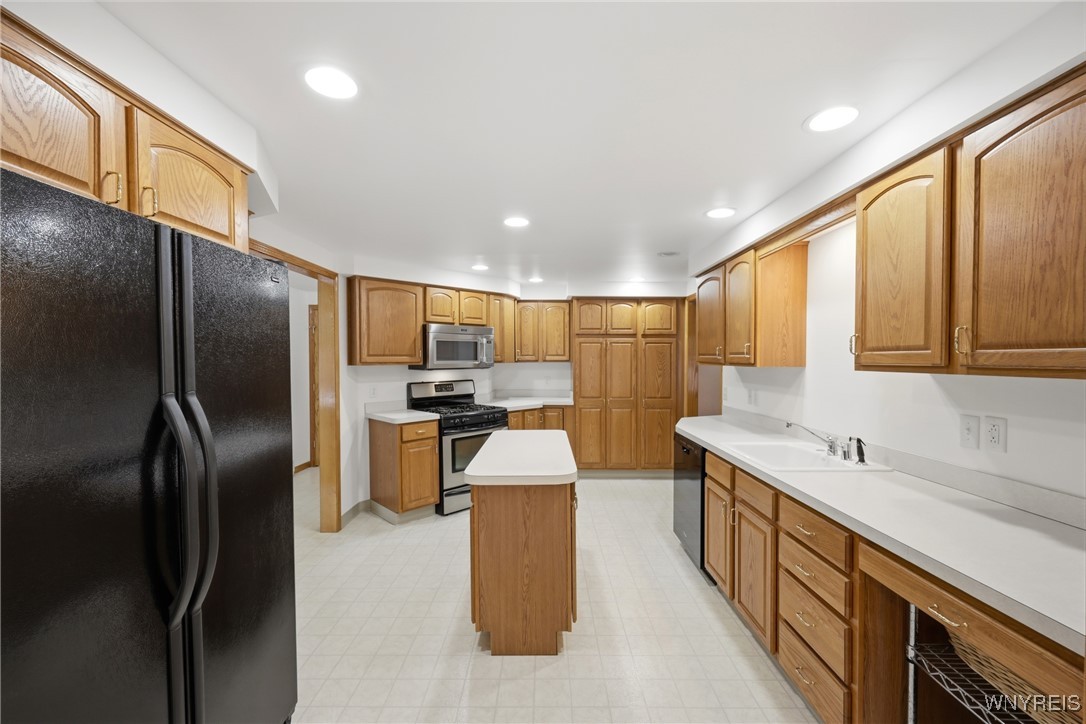 3420 Bullis Road Elma, NY 14059 - Photo 12 of 49 Kitchen