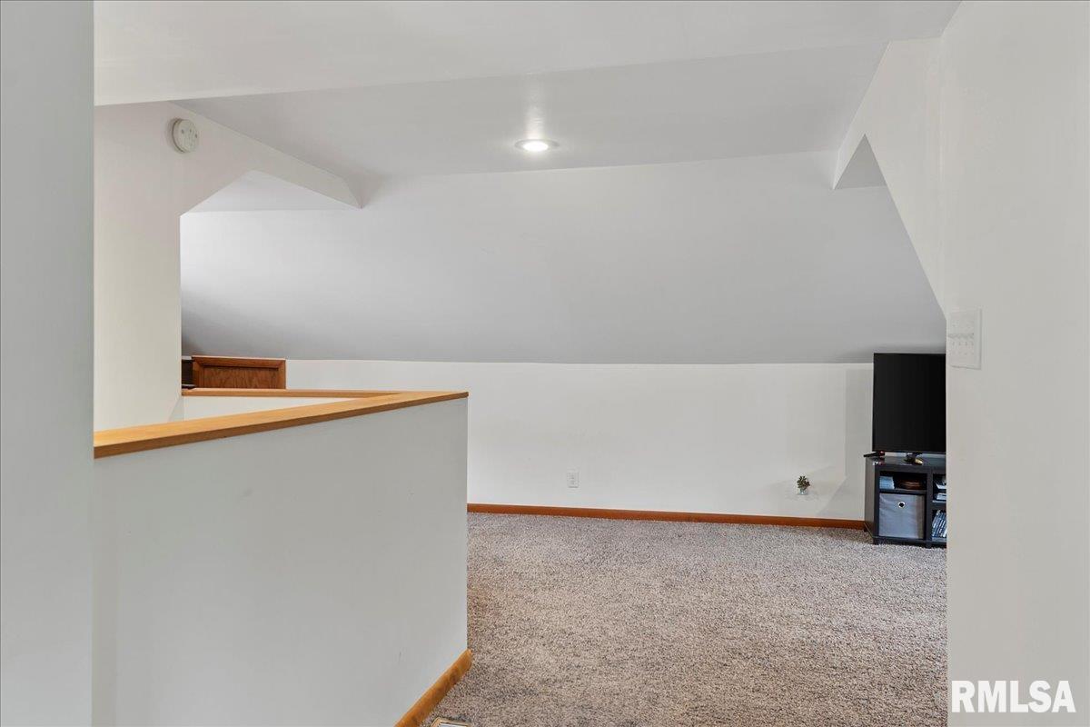 2136 South Walnut Street Springfield, IL 62704 - Photo 17 of 27
