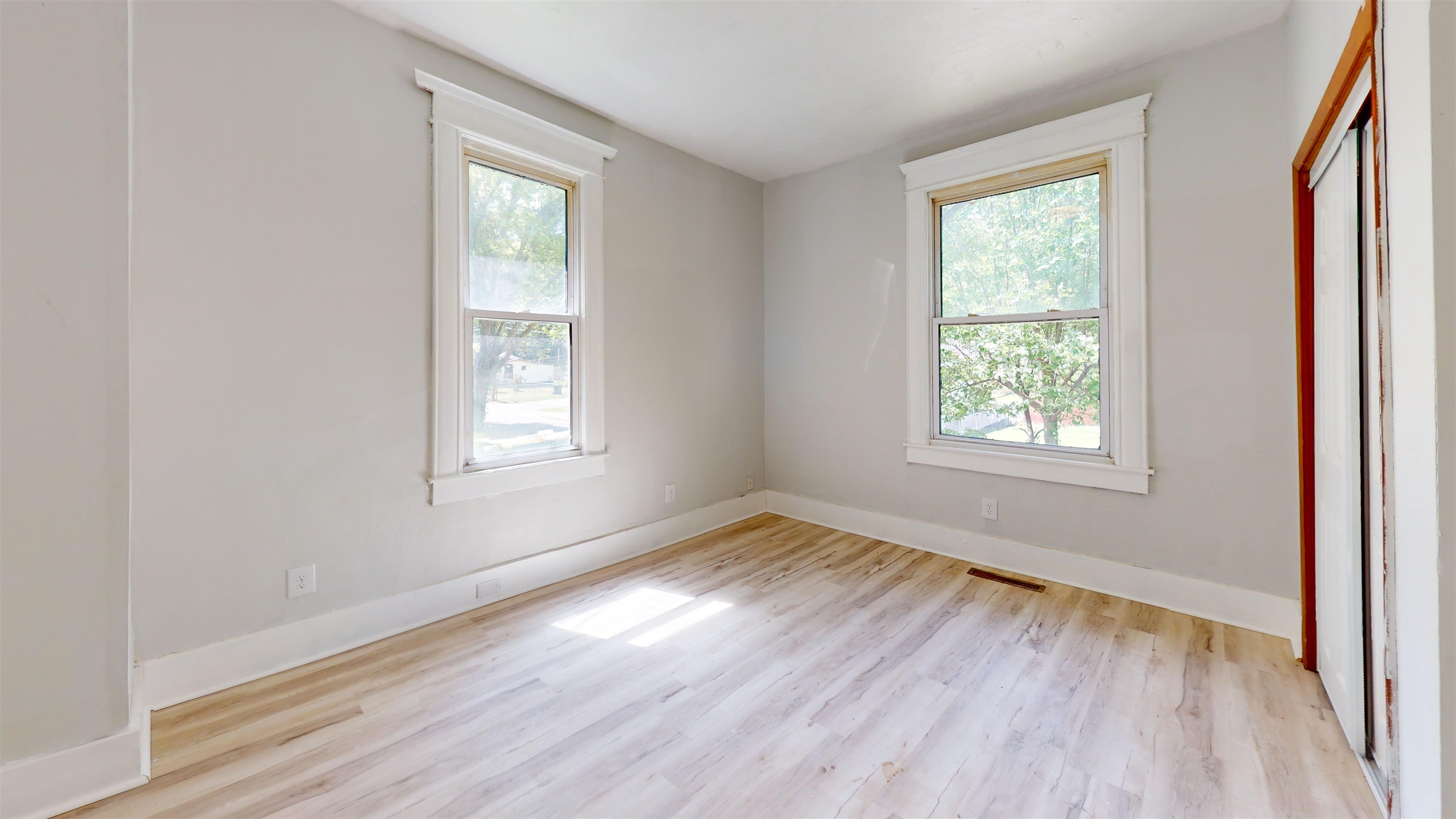 3013 Simpson Road Ashland, KY 41101 - Photo 13 of 28