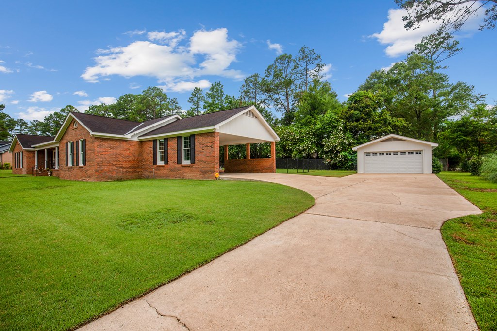 1204 Cambridge Road Dothan, AL 36305 - Photo 44 of 58 side