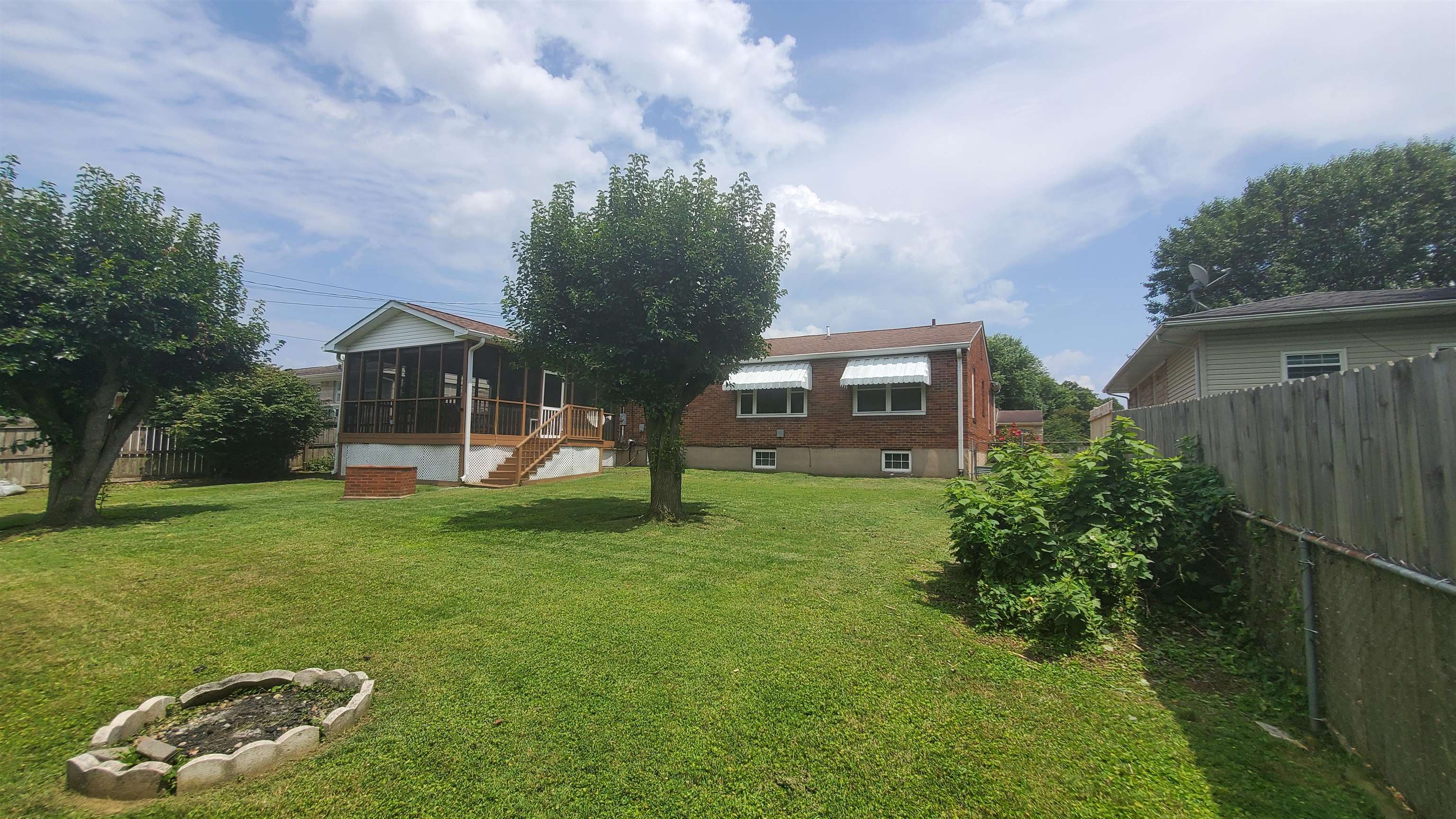3009 Ranch Road Ashland, KY 41102 - Photo 14 of 28 Gallery Image 14